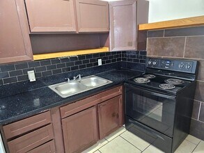 McClelland Street Apartments in Salt Lake City, UT - Foto de edificio - Interior Photo