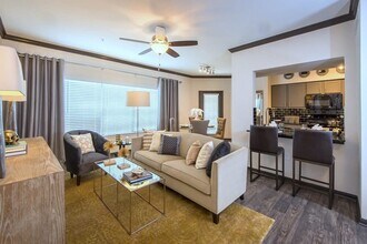 13200 Firebrick Dr in Houston, TX - Building Photo - Building Photo