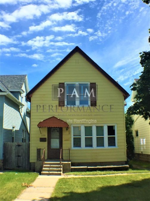 1132 S 57th St in West Allis, WI - Building Photo