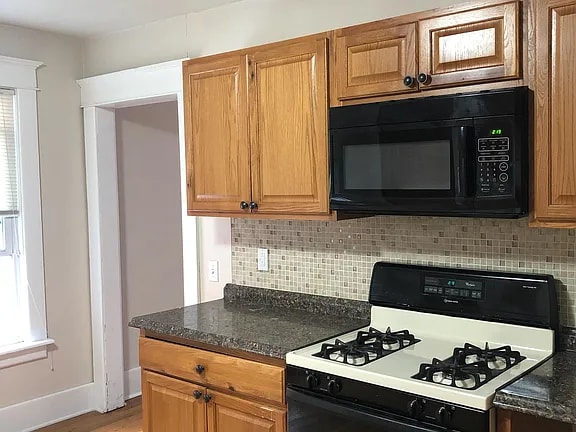 122 Barton Ave in Utica, NY - Building Photo