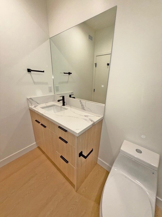 12415 Texas Ave, Unit 11 in Los Angeles, CA - Building Photo - Building Photo