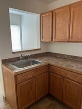 1876 Leroy St-Unit -1876 in Klamath Falls, OR - Building Photo - Building Photo