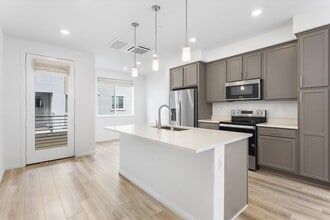 2835 Cathwood Ln in Alameda, CA - Building Photo - Building Photo