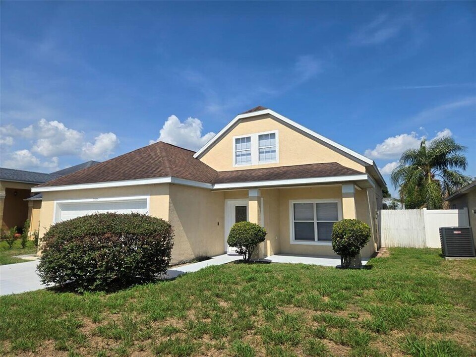 5575 Elizabeth Rose Square in Orlando, FL - Building Photo