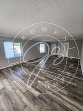 4040 W Bancroft St in Ottawa Hills, OH - Building Photo - Building Photo