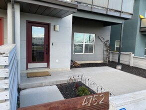 4752 W S Jordan Pkwy in South Jordan, UT - Building Photo - Building Photo