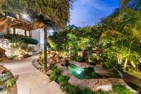 Casa Del Patio in Long Beach, CA - Building Photo - Building Photo