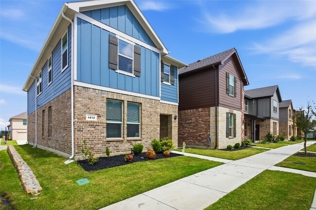 4812 Foundation St in Haltom City, TX - Building Photo - Building Photo