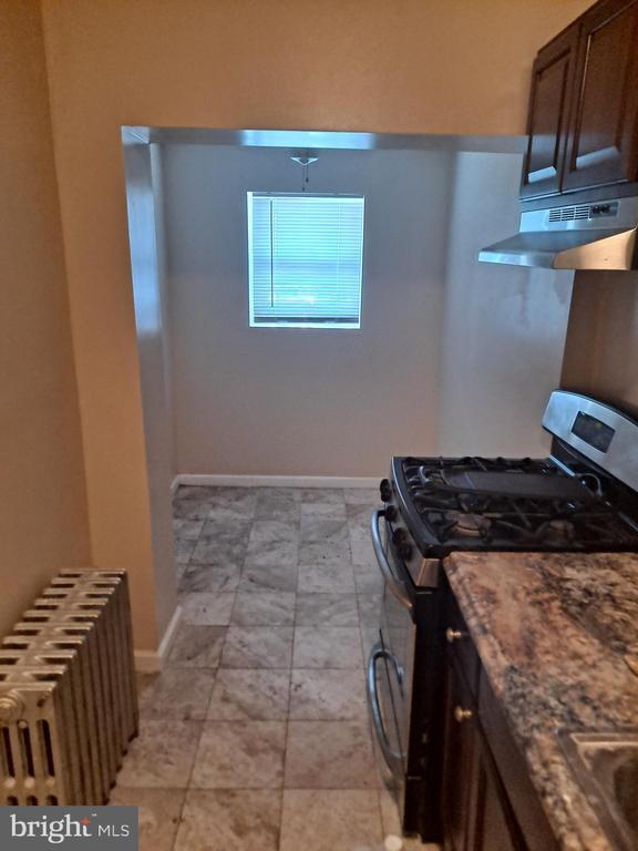 6728 Linmore Ave in Philadelphia, PA - Building Photo - Building Photo