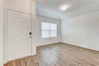 5808 San Savino Dr in Round Rock, TX - Building Photo - Building Photo