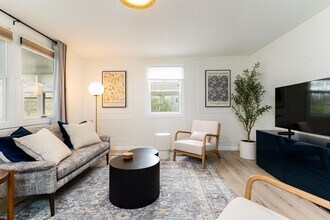 834 Woodcliff Dr in South Bend, IN - Building Photo - Building Photo