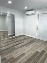 3217 NW 202nd Ln in Miami Gardens, FL - Building Photo - Building Photo