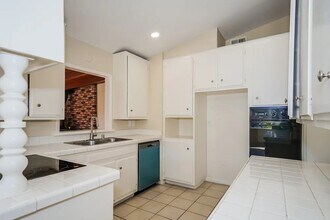 624 Erica St in Escondido, CA - Building Photo - Building Photo