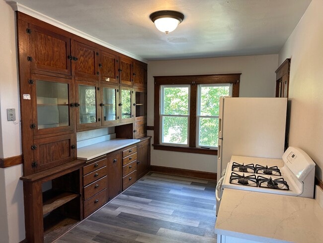 511 Niagara Ave, Unit 511