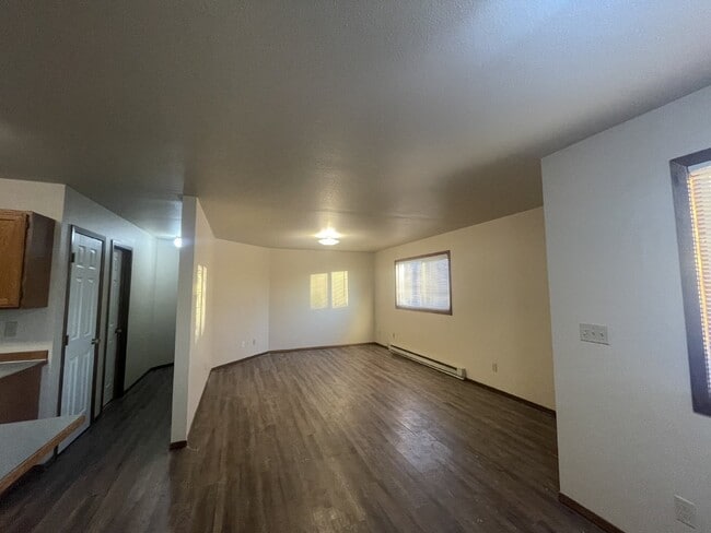 604 E Northern Pacific Ave in Belgrade, MT - Building Photo - Building Photo