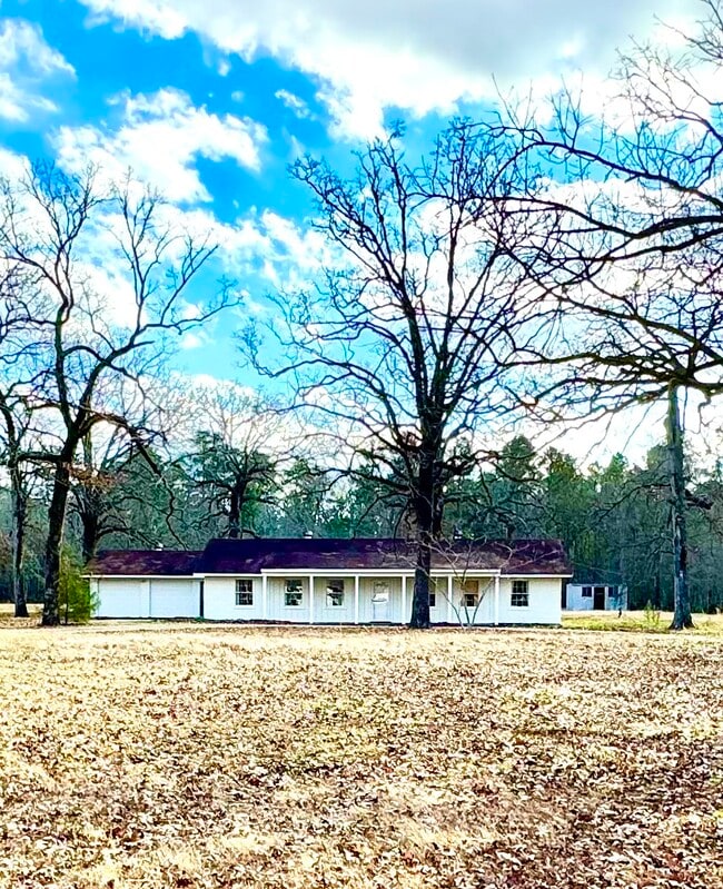 property at 1134 Rowland Rd