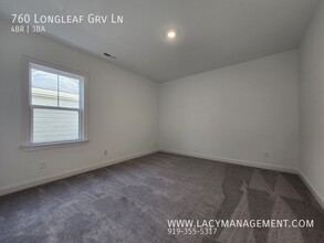 760 Longleaf Grv Ln in Knightdale, NC - Foto de edificio - Building Photo