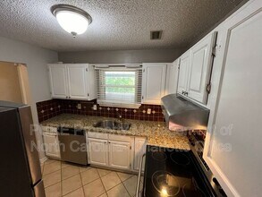 300 E Park Ave in Charlotte, NC - Building Photo - Building Photo