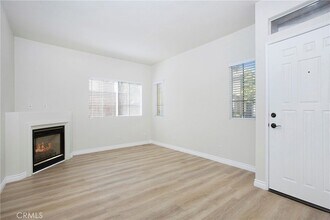 64 Rue Fontaine in Lake Forest, CA - Building Photo - Building Photo