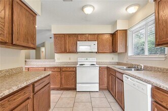 114 Meredith Dr in Slidell, LA - Building Photo - Building Photo