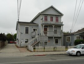 571 Rodriguez St in Watsonville, CA - Building Photo