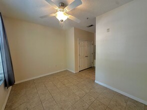 1257 SW 9th Rd in Gainesville, FL - Building Photo - Building Photo