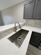 876 S Nebraska St in Chandler, AZ - Building Photo - Building Photo
