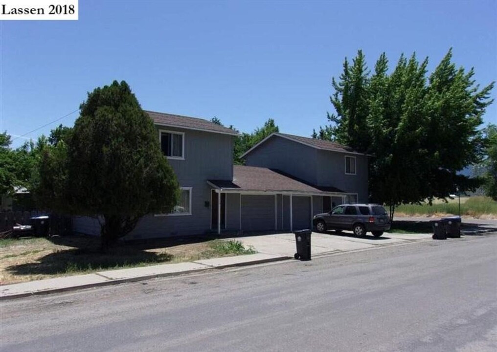545 Limoneria Ave in Susanville, CA - Building Photo