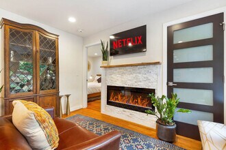 3005 NW 92nd St in Seattle, WA - Building Photo - Building Photo