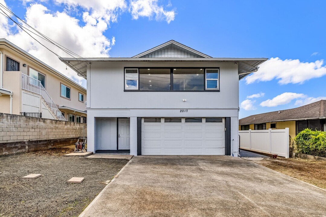 2017 Liliha St in Honolulu, HI - Foto de edificio
