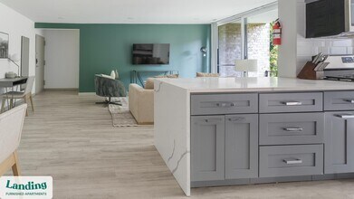 6220 Springhill Dr, Unit 9302-203 in Greenbelt, MD - Foto de edificio - Building Photo