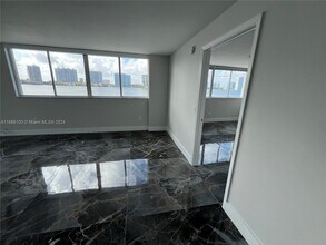 18000 N Bay Rd, Unit #204 in Sunny Isles Beach, FL - Building Photo - Building Photo