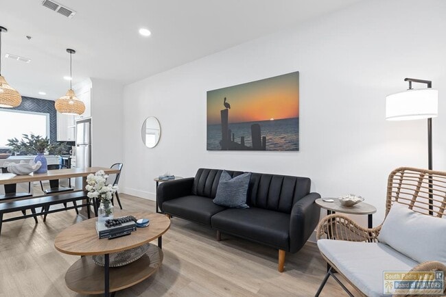 property at 111 W Sunny Isle Dr