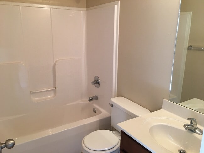 793 Cherrybark Ln in Clarksville, TN - Building Photo - Building Photo