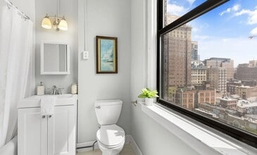 1324 Locust St, Unit 1004 in Philadelphia, PA - Building Photo - Building Photo