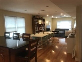 11 Oak St in Watertown, MA - Building Photo - Building Photo