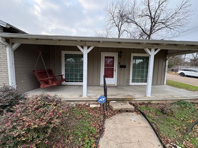 3824 Fort Ave in Waco, TX - Building Photo - Building Photo