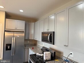 102 Coralyrose Ct in Winchester, VA - Building Photo - Building Photo
