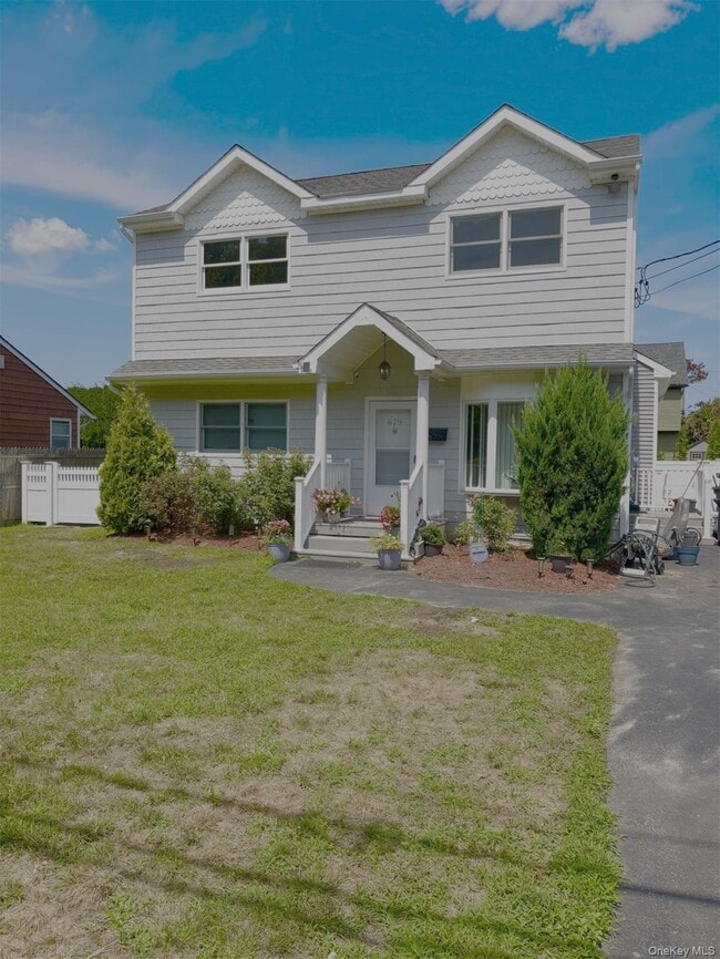 property at 679 Montauk Hwy