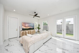 6549 Sealey St in Houston, TX - Building Photo - Building Photo