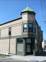 9201 Lorain Ave, Unit 4 in Cleveland, OH - Building Photo