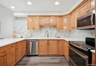 1512 Larimer St, Unit 7 in Denver, CO - Foto de edificio - Building Photo