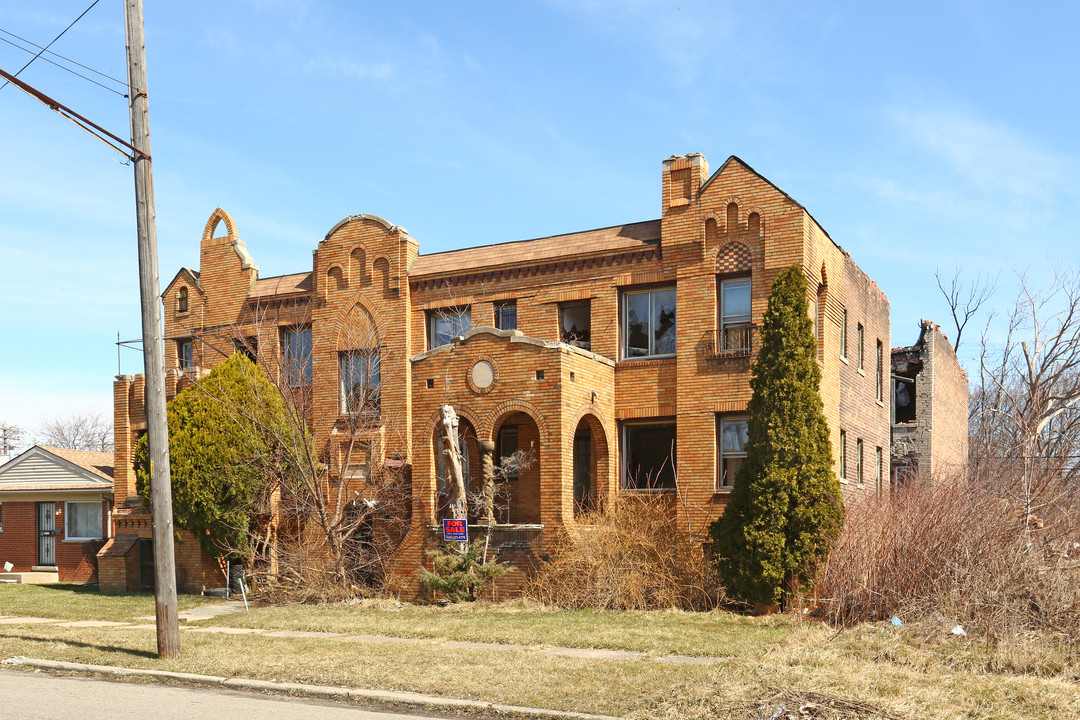 Rosvimur Apartments in Detroit, MI - Foto de edificio