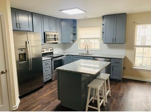 2419 E York St in Philadelphia, PA - Building Photo - Building Photo