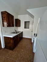 7964 Fountain Ave, Unit 113 in Los Angeles, CA - Building Photo