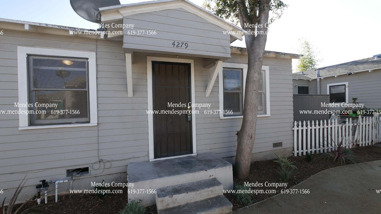 4279 Estrella Ave in San Diego, CA - Building Photo