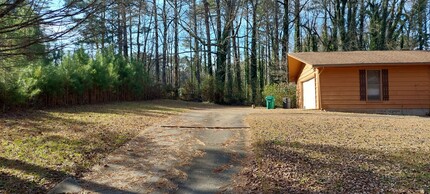 511 Waterview Ln in Stone Mountain, GA - Building Photo - Building Photo