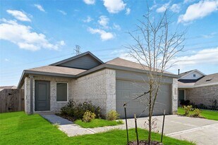 21002 Longwitton Ln in Humble, TX - Building Photo