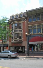 825 N Market St in Wilmington, DE - Building Photo - Building Photo