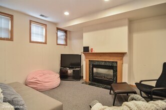 3117 N Damen Ave in Chicago, IL - Building Photo - Building Photo